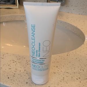 Neocutis NeoCleanse gentle skin cleanser